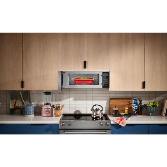 Kitchenaid® Four à micro-ondes à hotte intégrée à profil bas intelligent avec ventilateur double YKMML550RPS