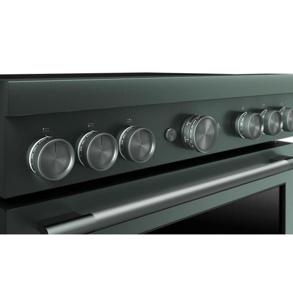 Cuisinière à induction non encastrée de style commercial à 6 éléments avec friture à air KitchenAid® de 36 po KFIS936SJP
