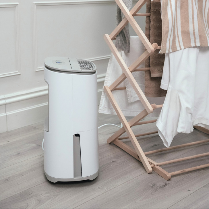 MeacoDry Arete® One 12L Dehumidifier / Air Purifier - laundry