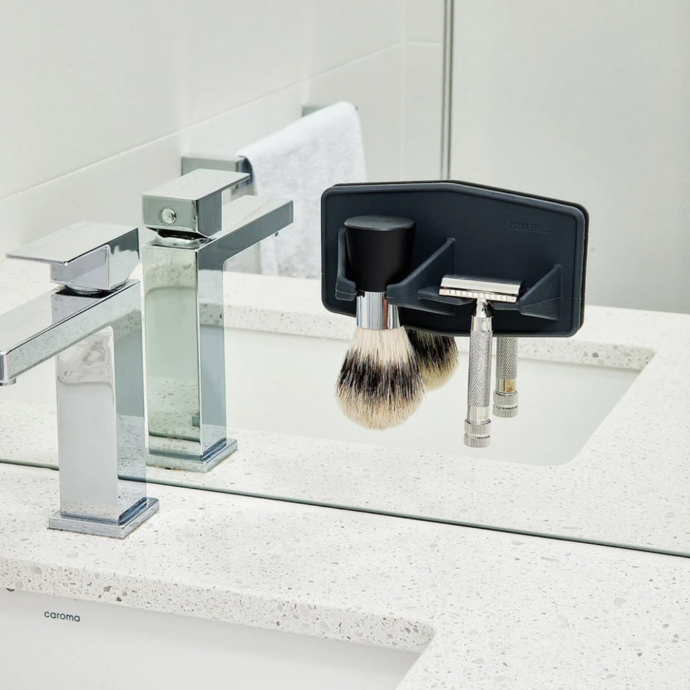 Tooletries Toothbrush & Razor Holder