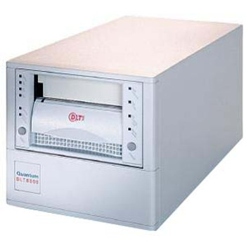 Part No: TH8BH-YF - Quantum DLT-8000 External Tape Drive - 40GB (Native)/80GB (Compressed) - 5.25 1H External