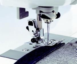 Brother Zigzag Foot with Leveling Button (F053N)