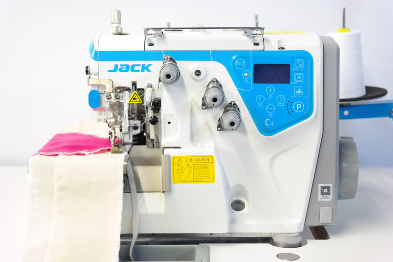 Jack C4-3 Industrial 3 Thread Automatic Overlock Machine