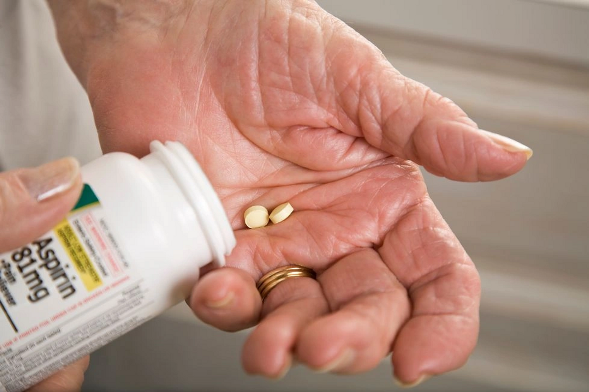 Why Most Heart Attack Survivors Skip Their Daily Aspirin (But Shouldn't) Why Most Heart Attack Survivors Skip Their Daily Aspirin (But Shouldn't)