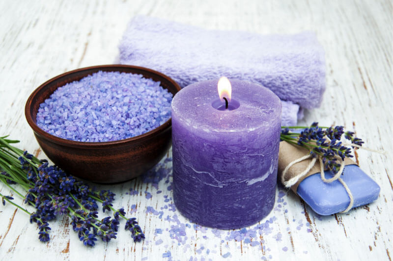 A GUIDE FOR FINDING THE RIGHT CANDLE SUPPLIES