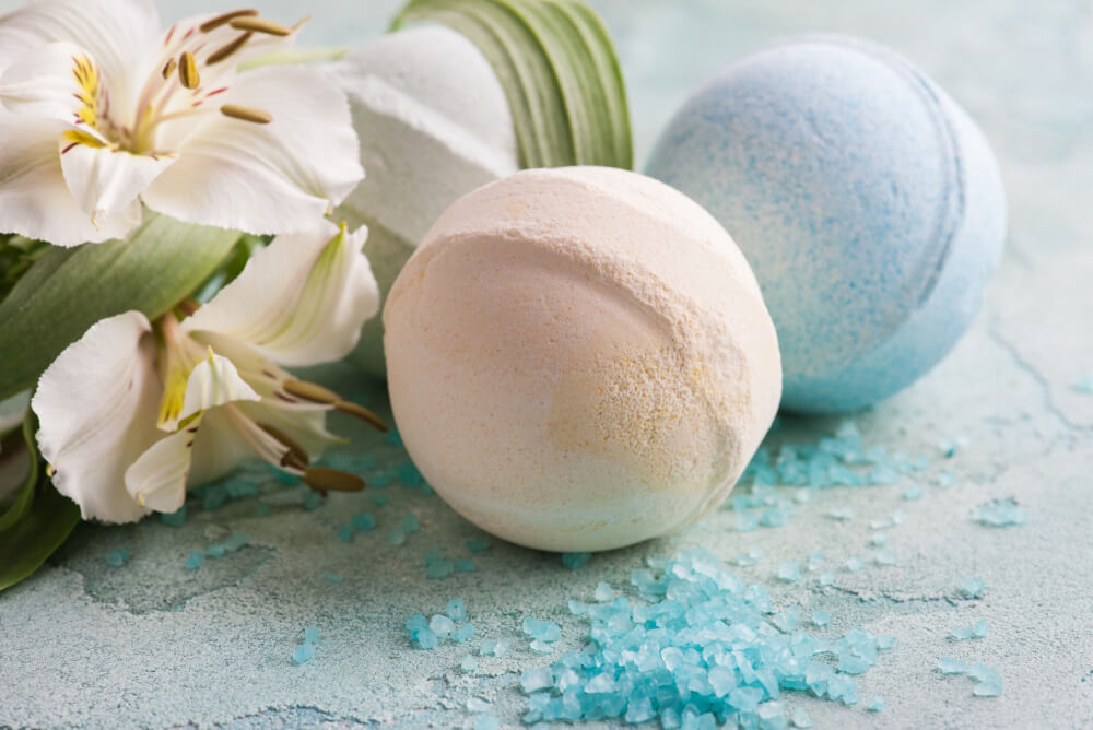 How to Make Your Own Bath Bomb