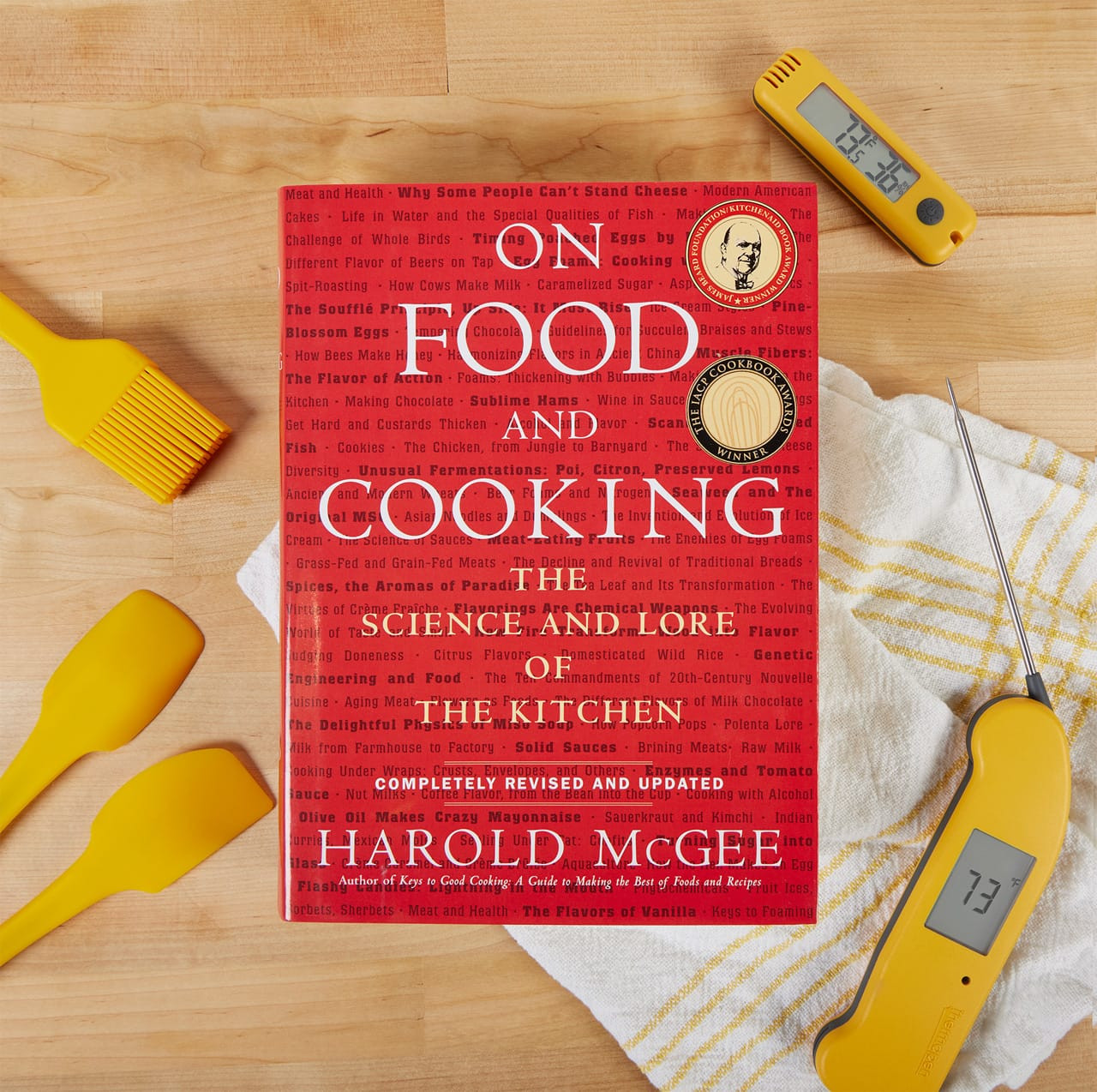 https://cdn11.bigcommerce.com/s-2mj19jirgg/images/stencil/1280x1280/products/394/3570/Books2023_On_Food_and_Cooking_Cover__01853.1703012736.jpg?c=1