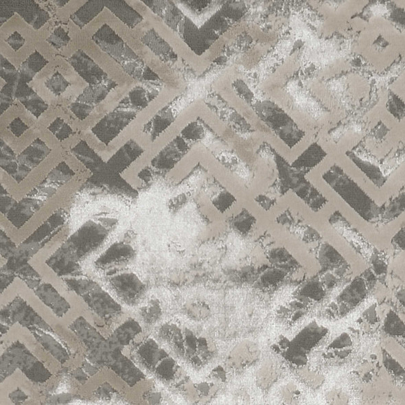 5' x 8' Sand Silver Geometric Maze Pattern Indoor Area Rug