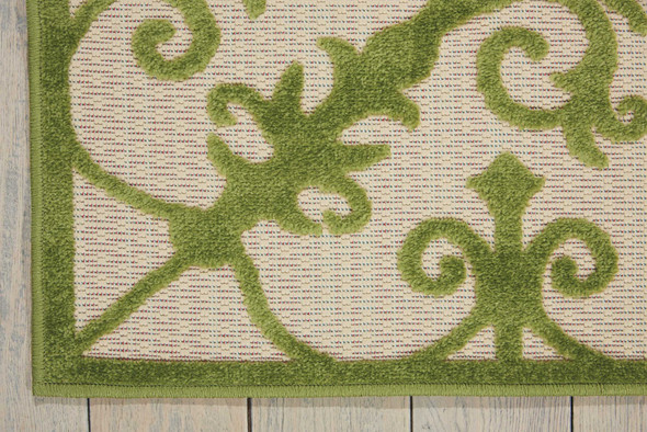 5 x 8 Green Medallion Indoor Outdoor Area Rug