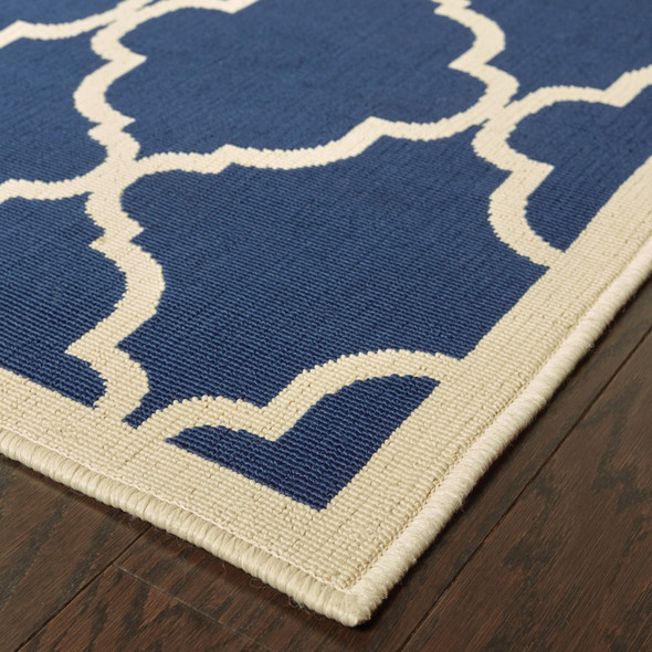 8 Round Blue and Ivory Trellis Indoor Outdoor Area Rug