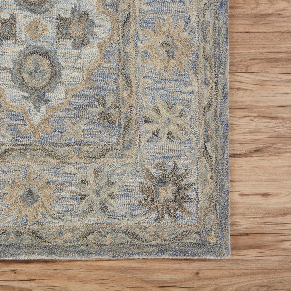 9 x 12 Blue and Tan Traditional Area Rug