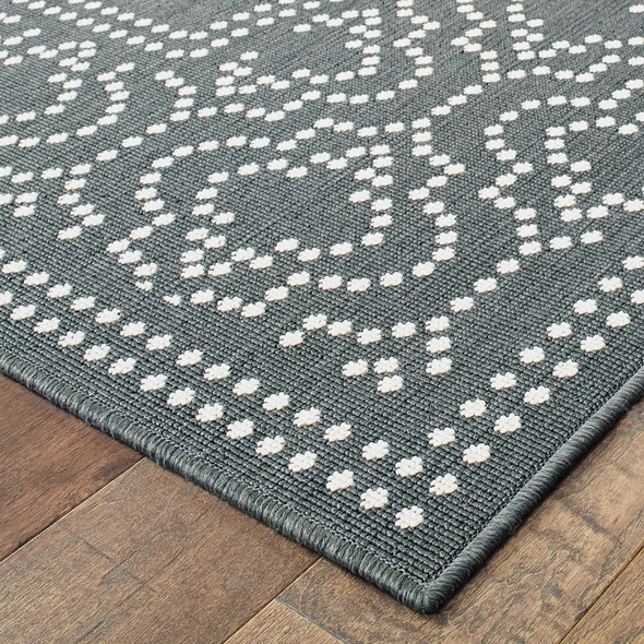 4' X 6' Grey Stain Resistant Indoor Outdoor Area Rug