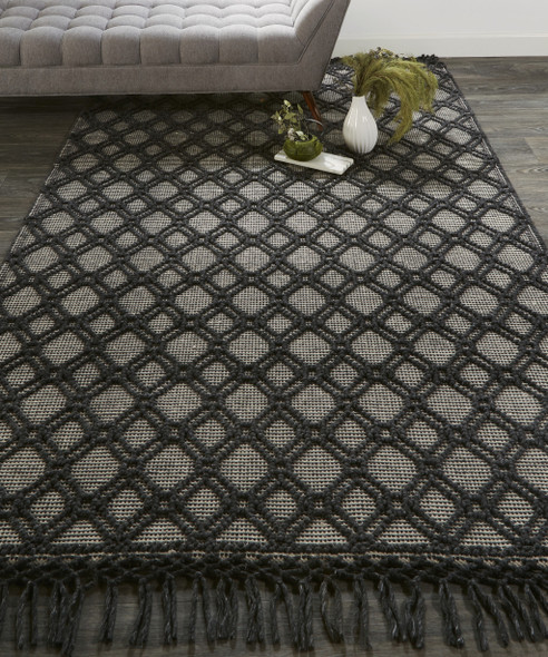 8' X 10' Black And Ivory Wool Geometric Hand Woven Area Rug With Fringe
