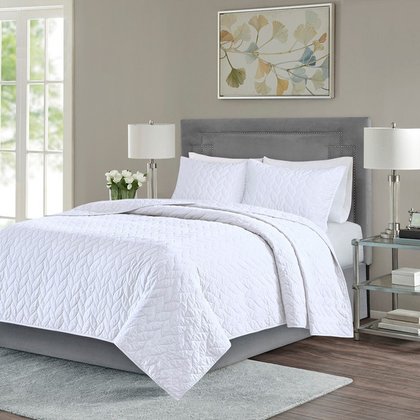 3pc White Geometric Quilted Coverlet Quilt AND Decorative Shams (Noel-White-cov) 3pc White Geometric Quilted Coverlet Quilt AND Decorative Shams (Noel-White-cov)