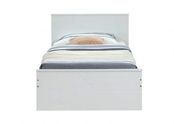 77" X 41" X 32" Twin White Solid Wood Bed