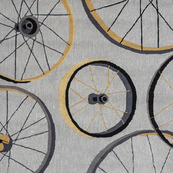 2'x4' Grey Hand Hooked Wheels Indoor Accent Rug