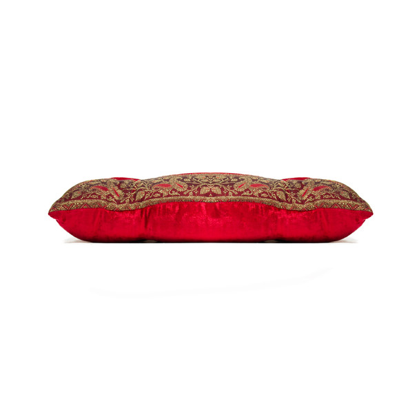 3" x 18" x 18" Silk Red Pillow