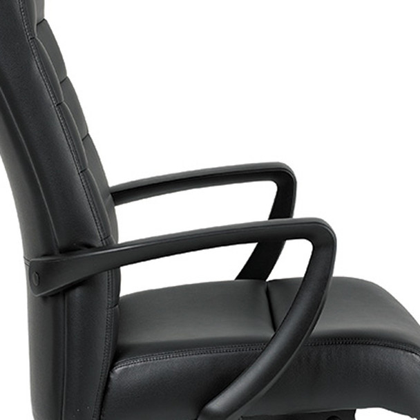 25.8" x 29" x 42" Black Leather Chair