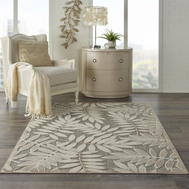 6 x 9 Natural Leaves Indoor Outdoor Area Rug