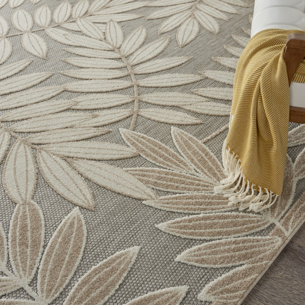 8 x 11 Natural Leaves Indoor Outdoor Area Rug