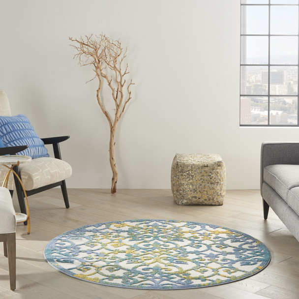 5 Round Ivory and Blue Indoor Outdoor Area Rug