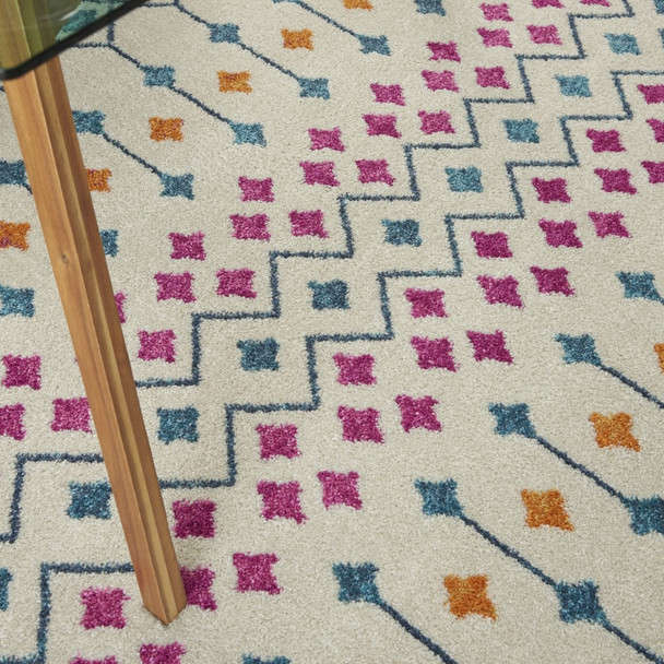 5 x 7 Ivory Jewels Geometric Area Rug