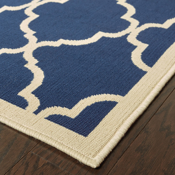 5x8 Blue and Ivory Trellis Indoor Outdoor Area Rug