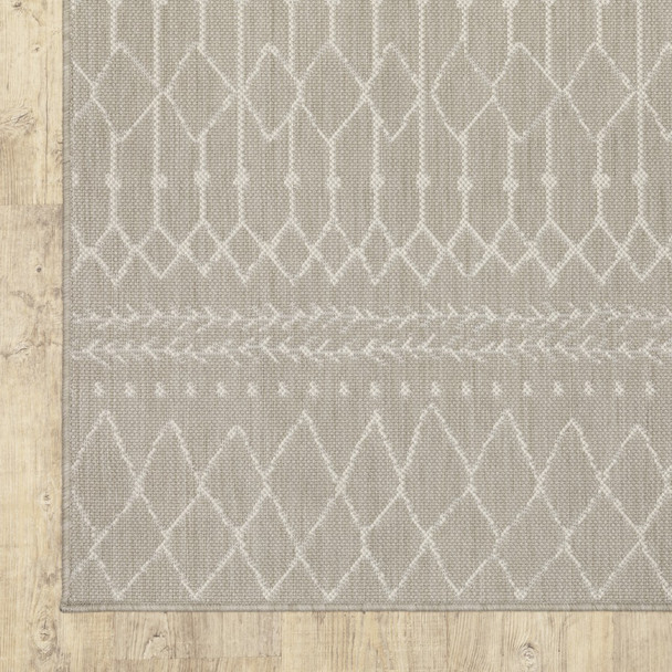 3x5 Gray and Ivory Geometric Indoor Outdoor Area Rug