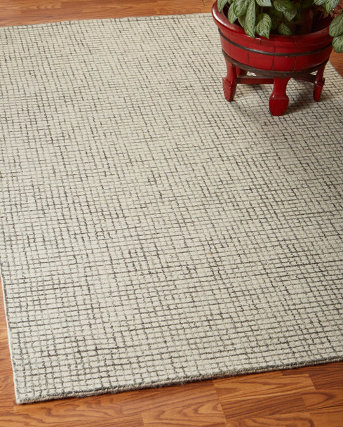 5 x 8 Tan and Ivory Grid Area Rug