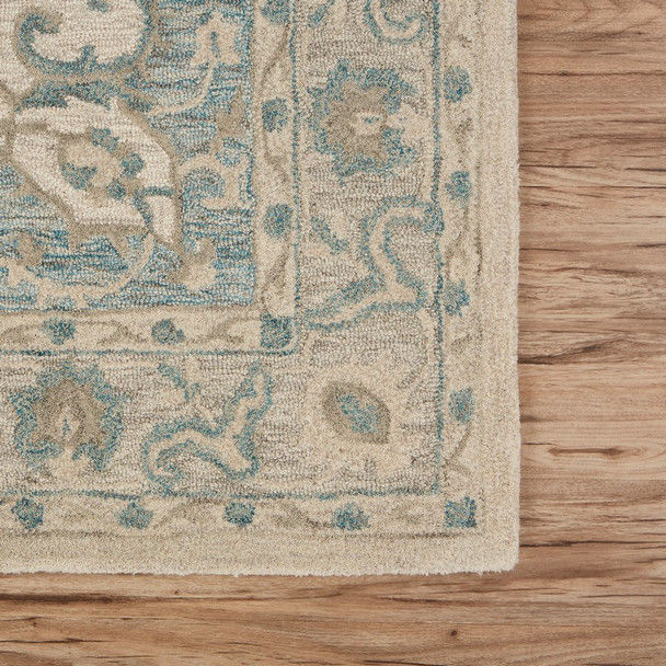 8 x 10 Turquoise and Cream Medallion Area Rug