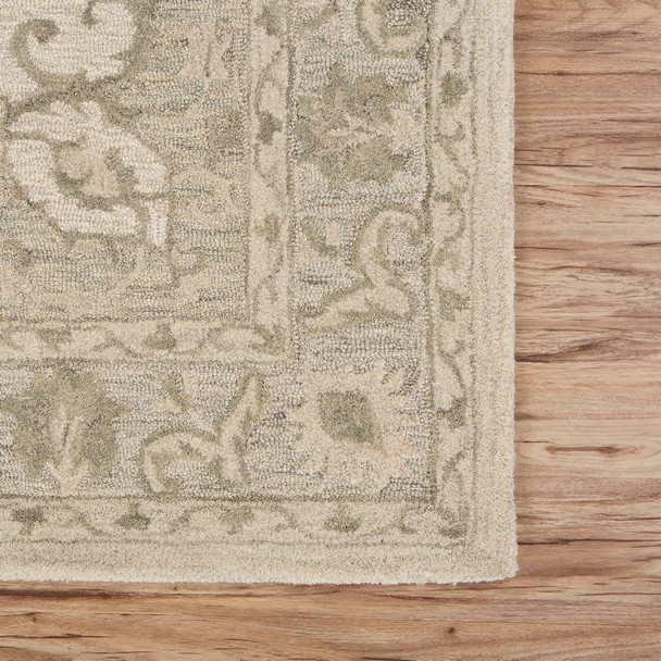 9 x 12 Green and Cream Medallion Area Rug