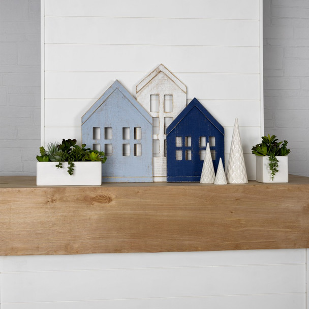 Set of Three House Shaped Wooden Wall Décor