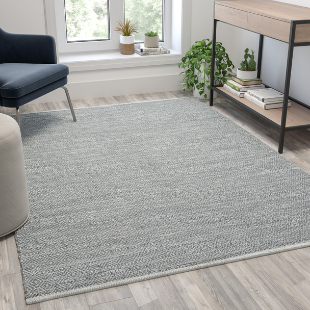 Abbott 5' x 7' Handwoven Indoor/Outdoor Diamond Pattern Area Rug in Grey