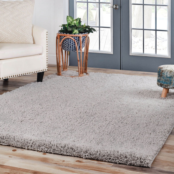 4' X 6' Silver Shag Stain Resistant Area Rug