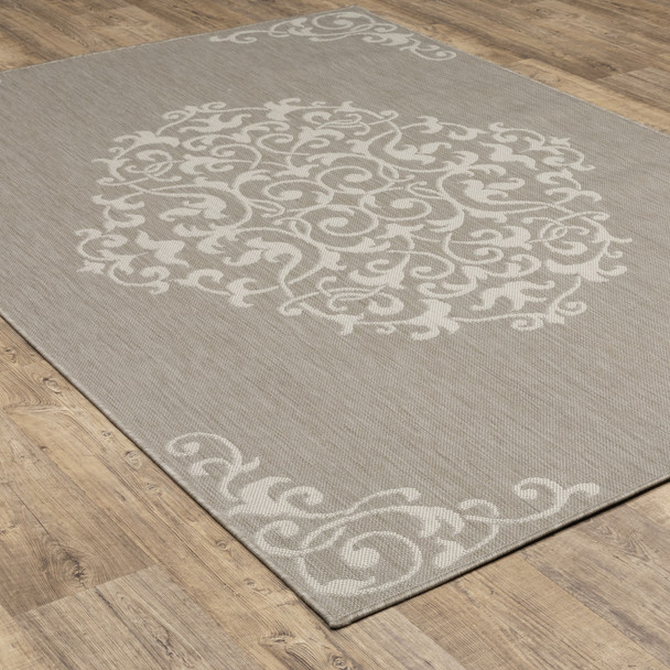 6' X 9' Grey Oriental Stain Resistant Indoor Outdoor Area Rug