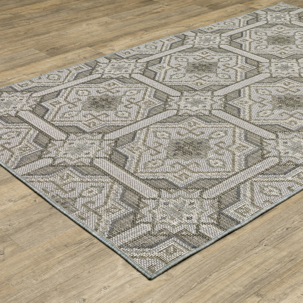 5' X 8' Grey Geometric Stain Resistant Indoor Outdoor Area Rug