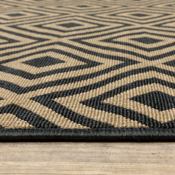 5' X 8' Black Geometric Stain Resistant Indoor Outdoor Area Rug