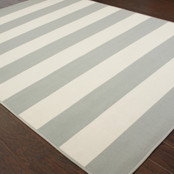 2' X 4' Grey Geometric Stain Resistant Indoor Outdoor Area Rug