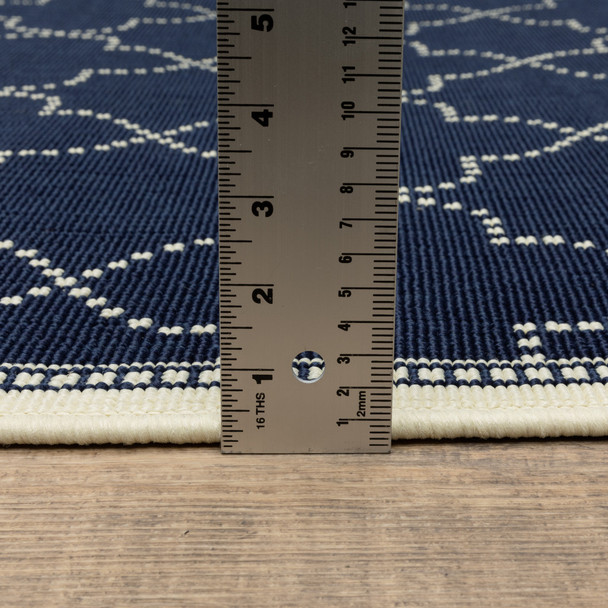 8' Round Navy Round Geometric Stain Resistant Indoor Outdoor Area Rug