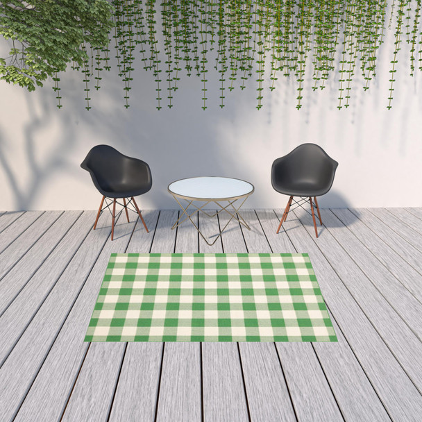 5' X 8' Green Geometric Stain Resistant Indoor Outdoor Area Rug