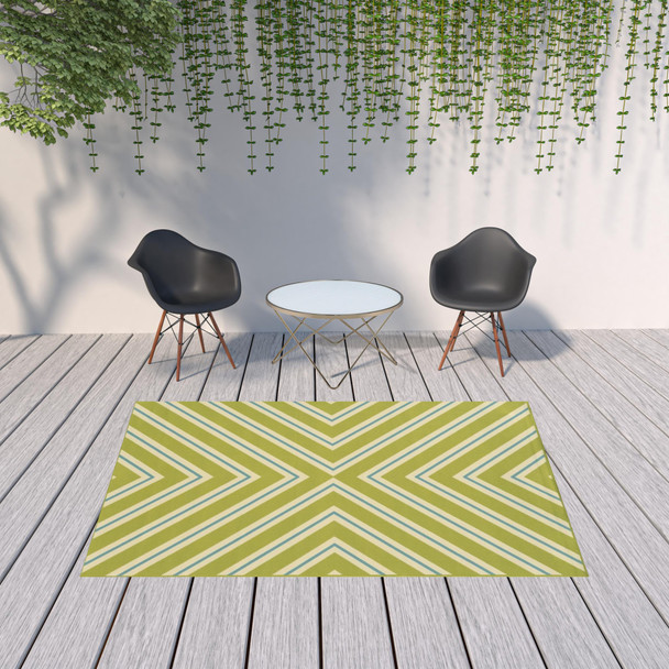 6' X 9' Green Geometric Stain Resistant Indoor Outdoor Area Rug