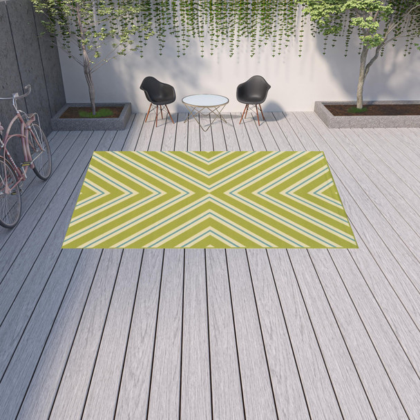 9' X 13' Green Geometric Stain Resistant Indoor Outdoor Area Rug