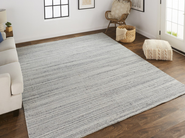 4' X 6' Silver Wool Hand Woven Stain Resistant Area Rug