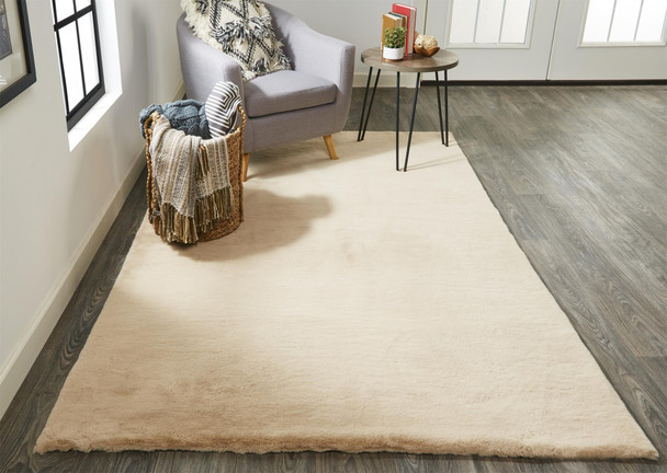 5' X 7' Tan Shag Area Rug