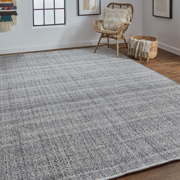 5' X 8' Gray And Ivory Hand Woven Area Rug