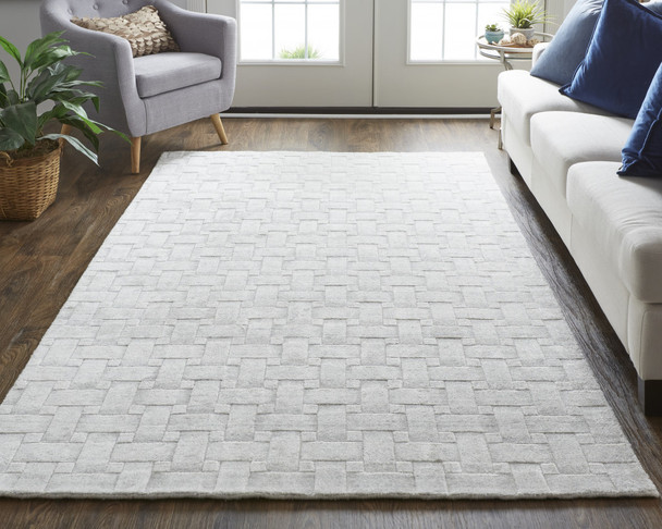 8' X 10' White And Silver Striped Hand Woven Area Rug