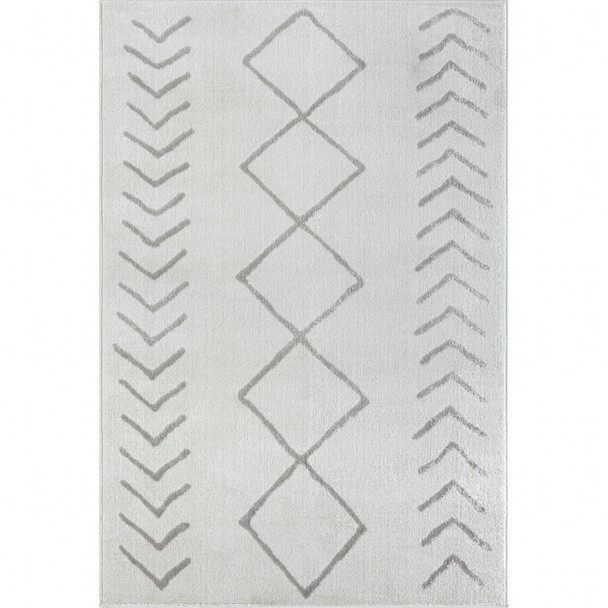 8' X 10' Cream Diamond Area Rug