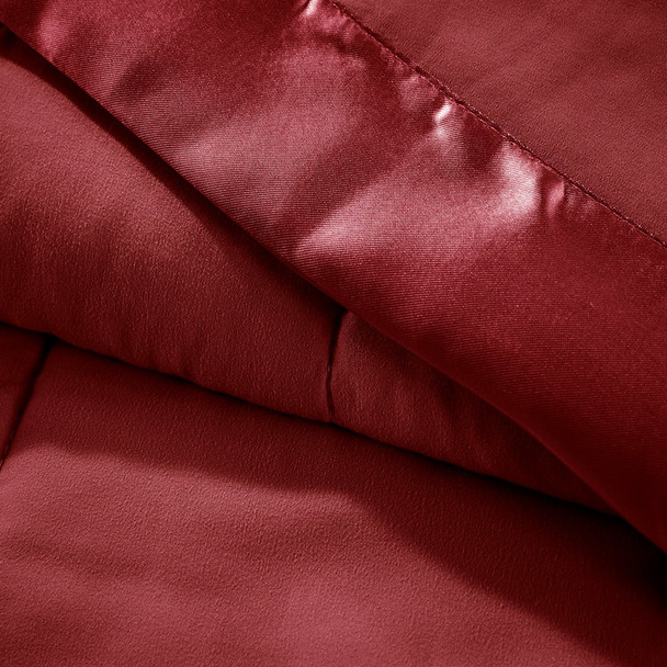 Year Round Burgundy Microfiber Down Alternative Blanket 