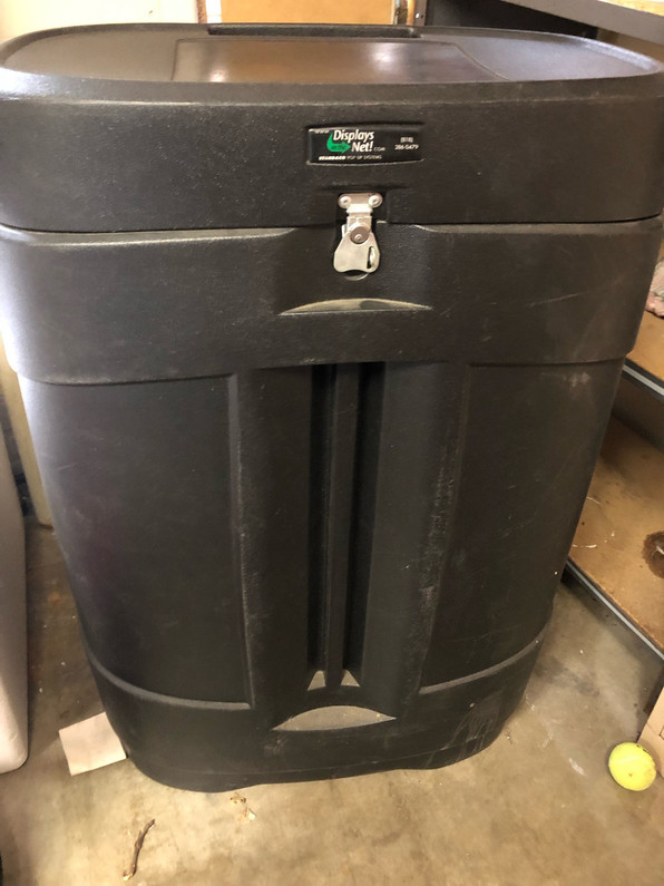 Recently Sold Used Booth! - 10x10 Linear booth with lighting