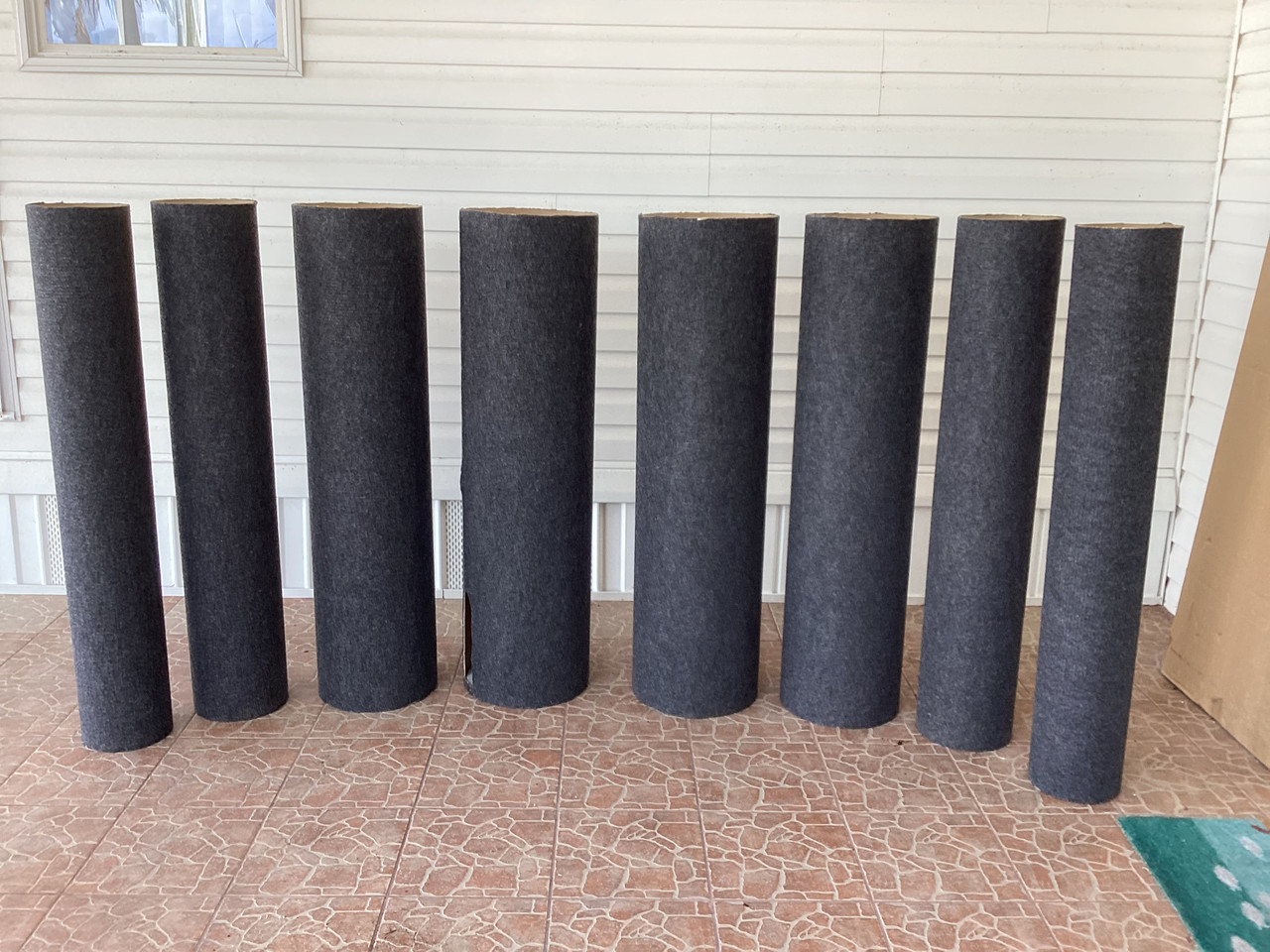 Buy a used Display pedestals and gridwall panels for sale